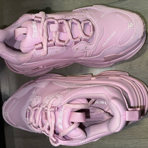 BALENCIAGA Triple S platform sneakers (AUTHENTIC): used - Picture 6 of 15